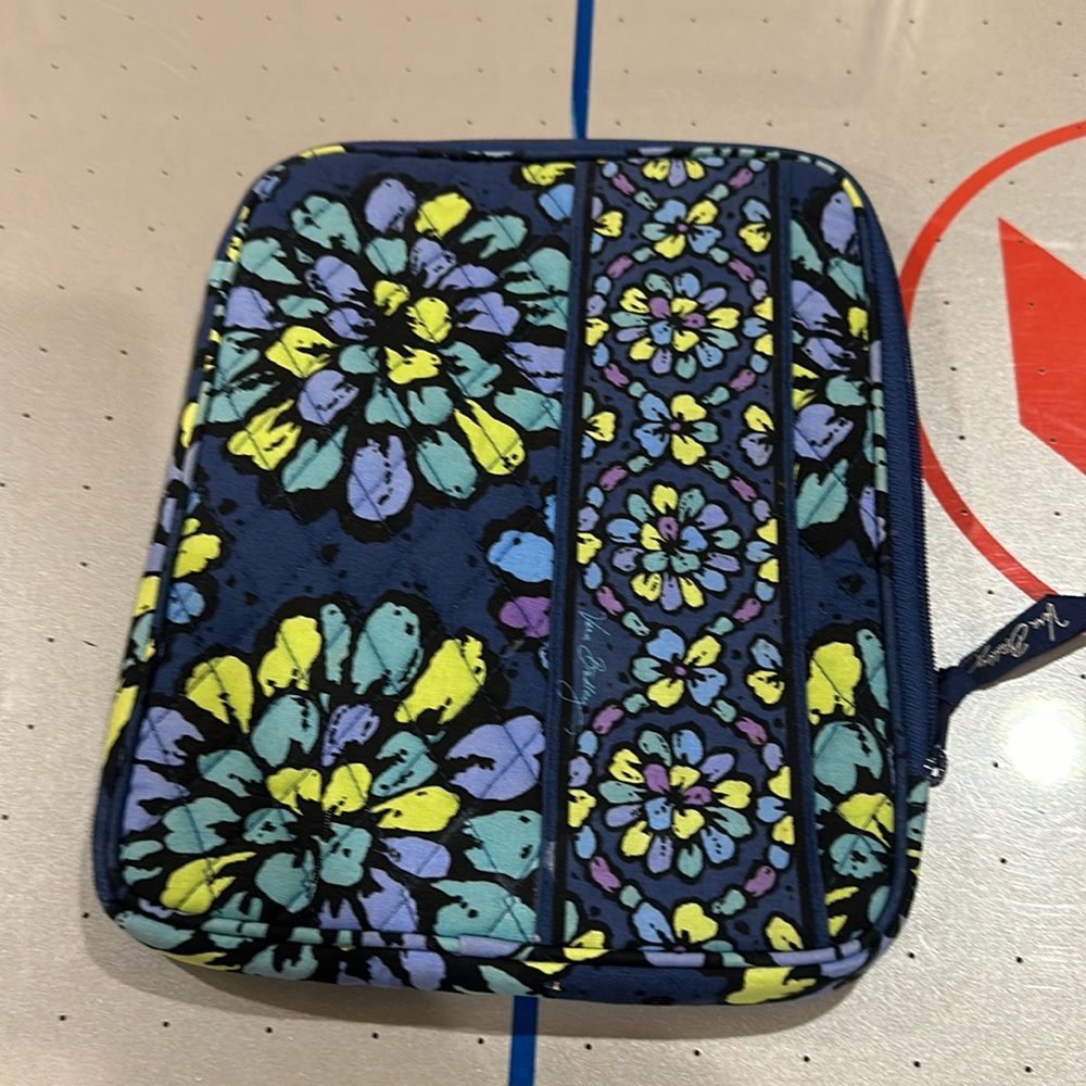 Vera Bradley, iPad holder